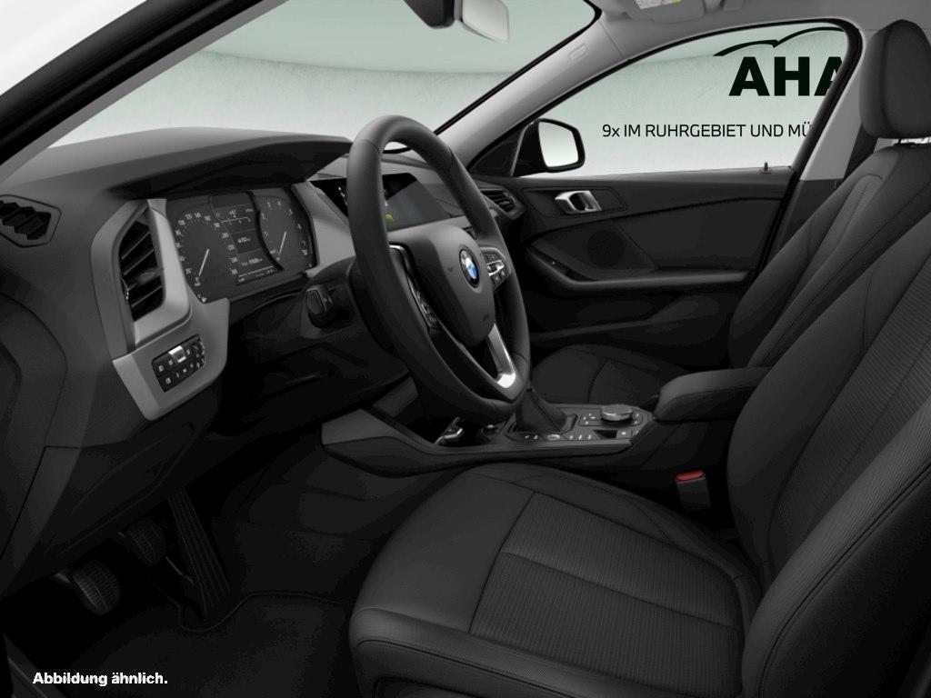 BMW 118 2021