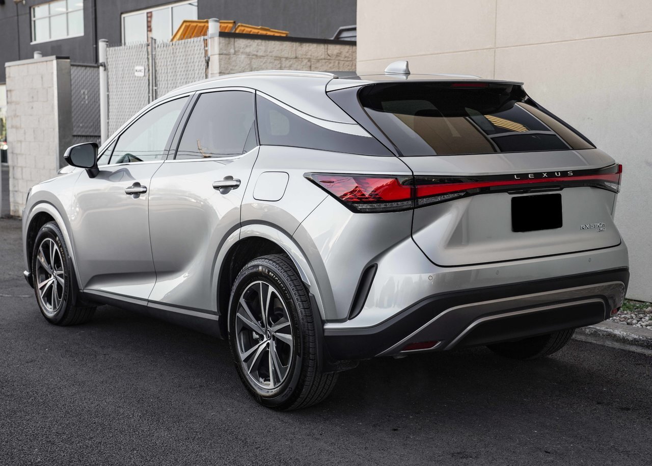 Lexus RX 2025