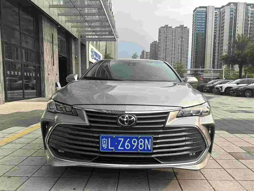 Toyota Avalon 2021