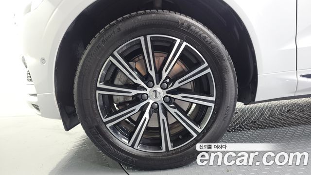 Volvo XC60 2021