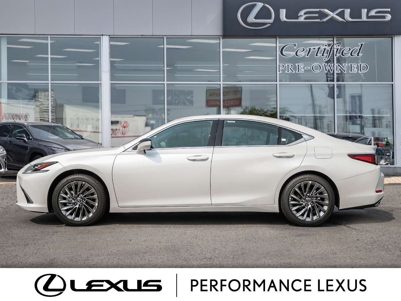 Lexus ES 2025