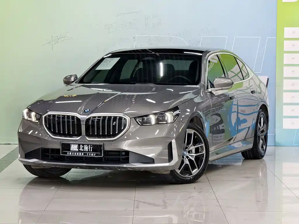 BMW i5 2024