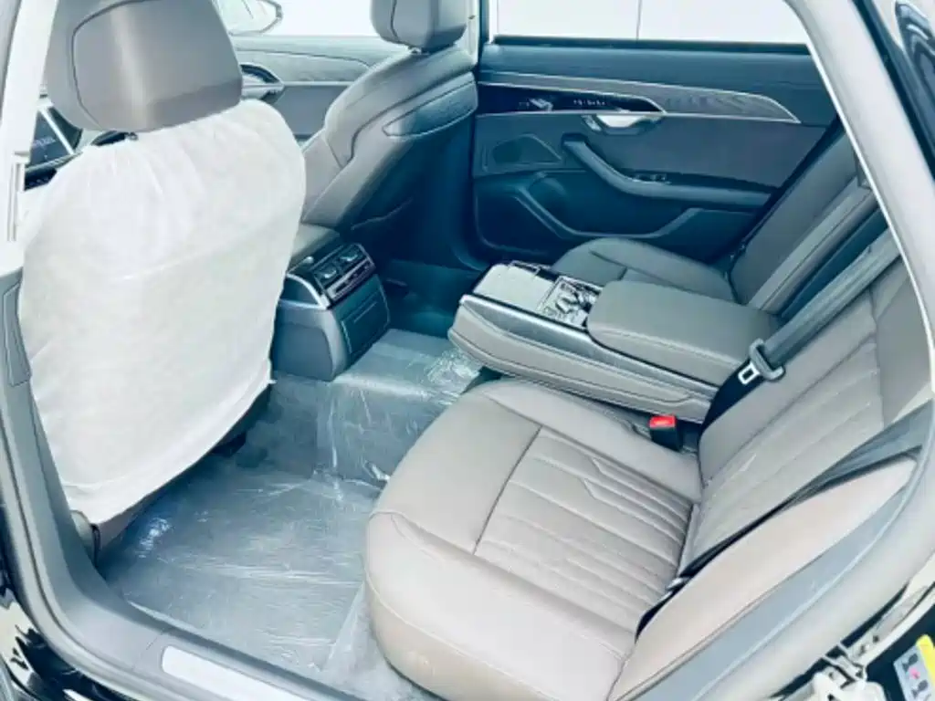 Audi A8 2025