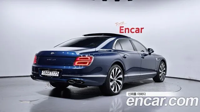 Bentley Flying Spur 2024