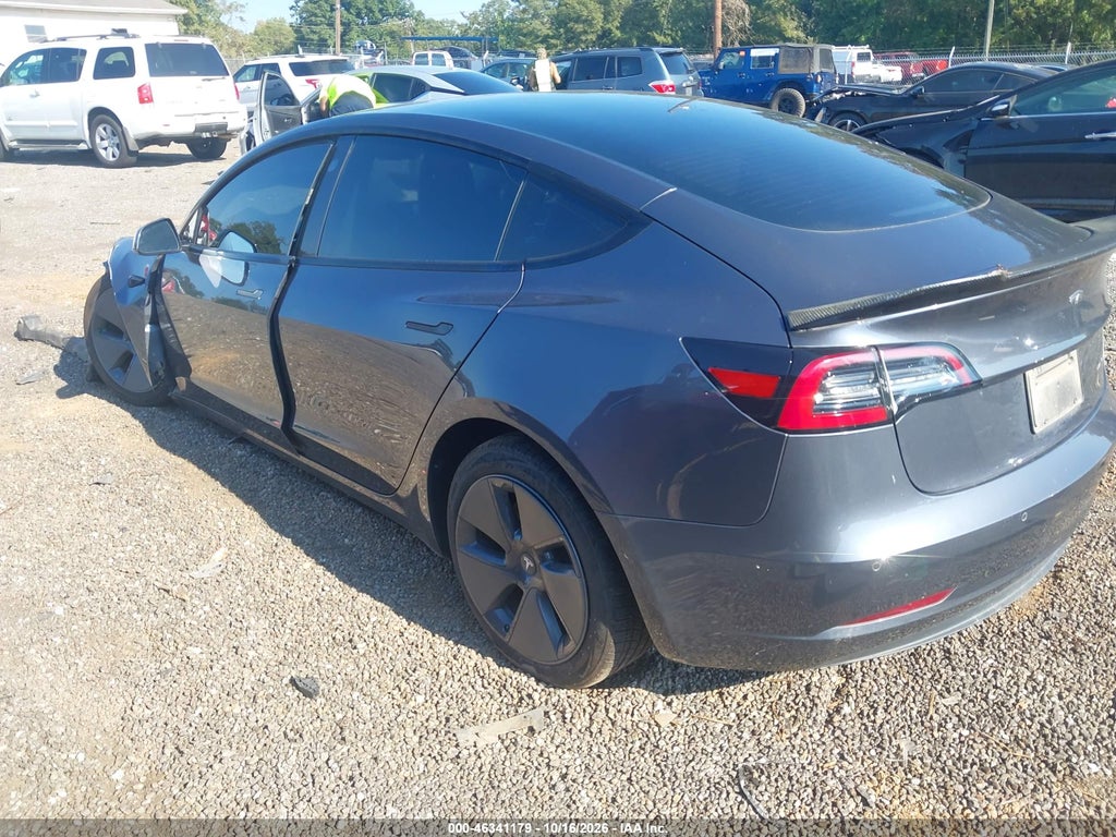 Tesla Model 3 2022