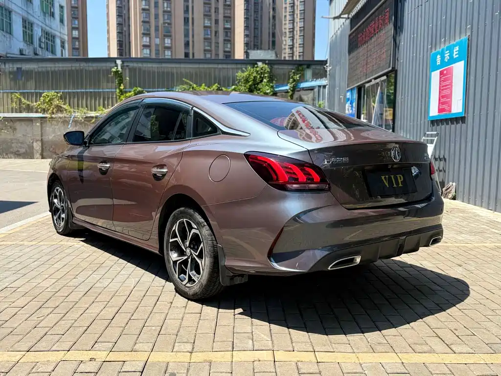 MG MG5 2022