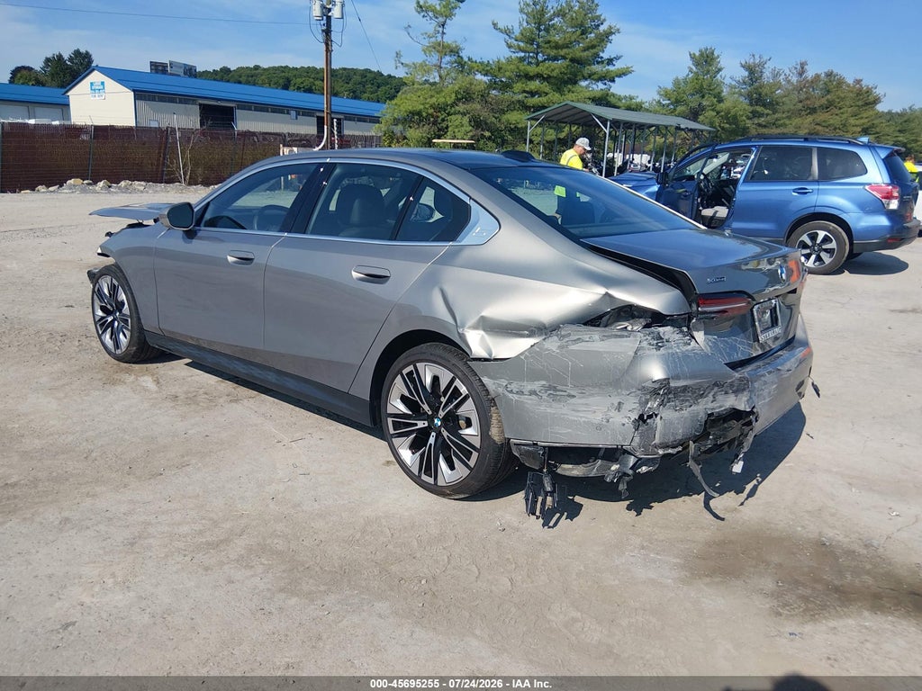 BMW 530 2024