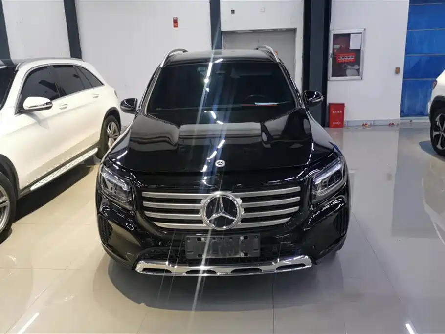 Mercedes-Benz GLB 2024