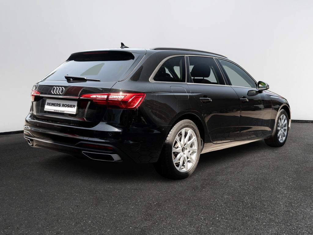Audi A4 2022
