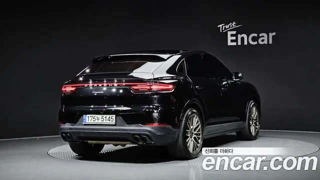 Porsche Cayenne 2022