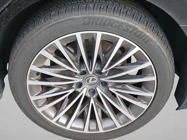 Lexus LS 500 2024