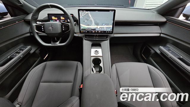 Polestar 4 2025