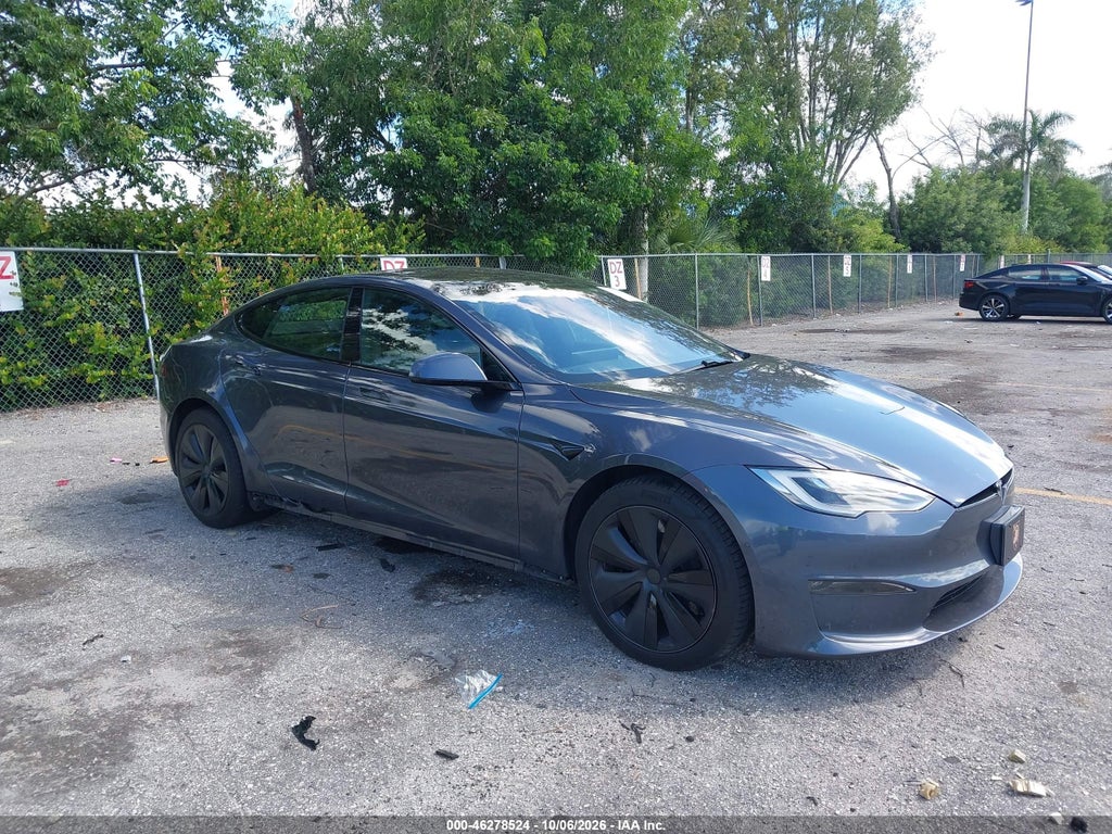 Tesla Model S 2021