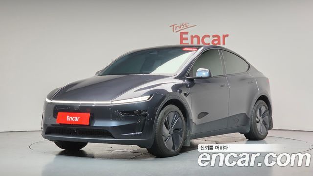 Tesla Model Y 2025
