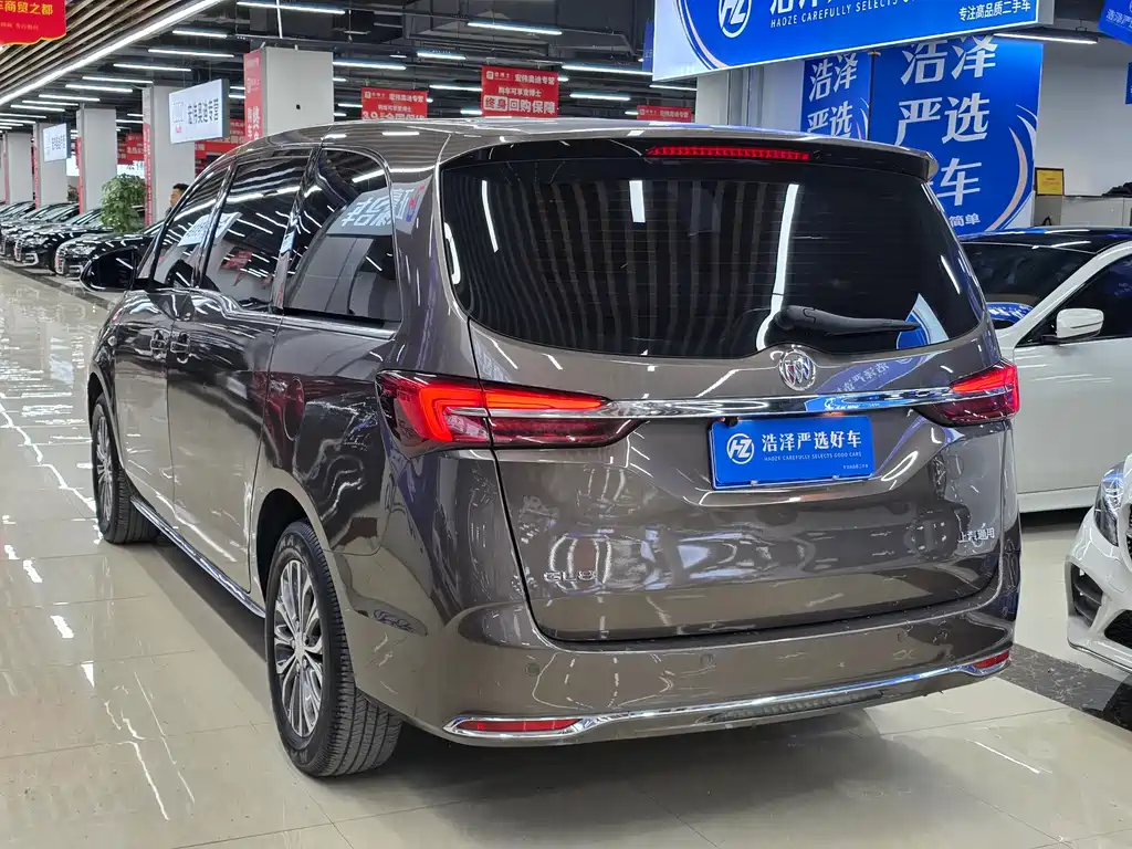 Buick GL8 2023