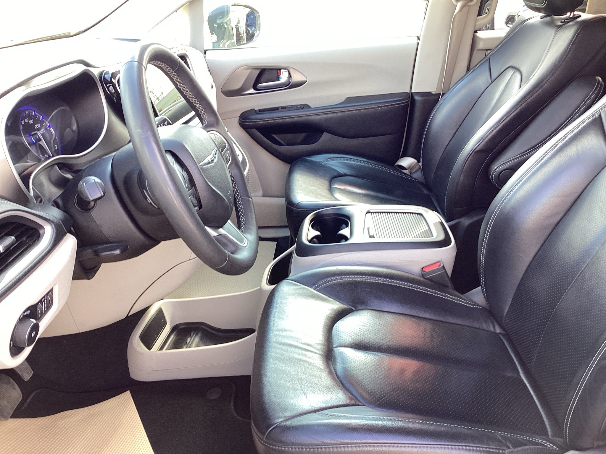 Chrysler Pacifica 2022