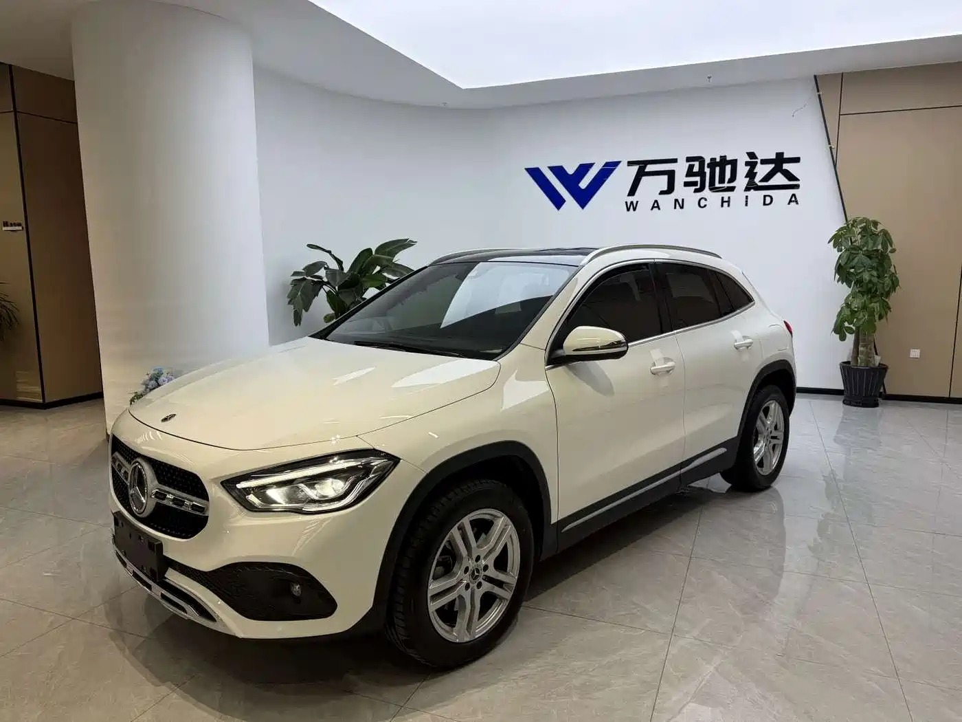 Mercedes-Benz GLA 2023
