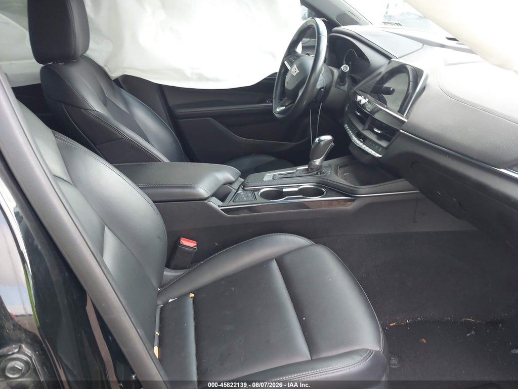 Cadillac CT4 2021