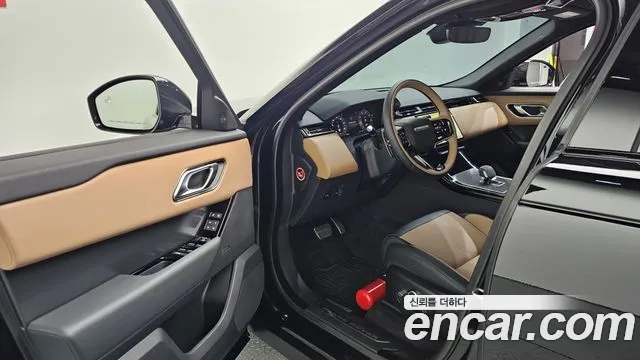 Land Rover Range Rover Velar 2024