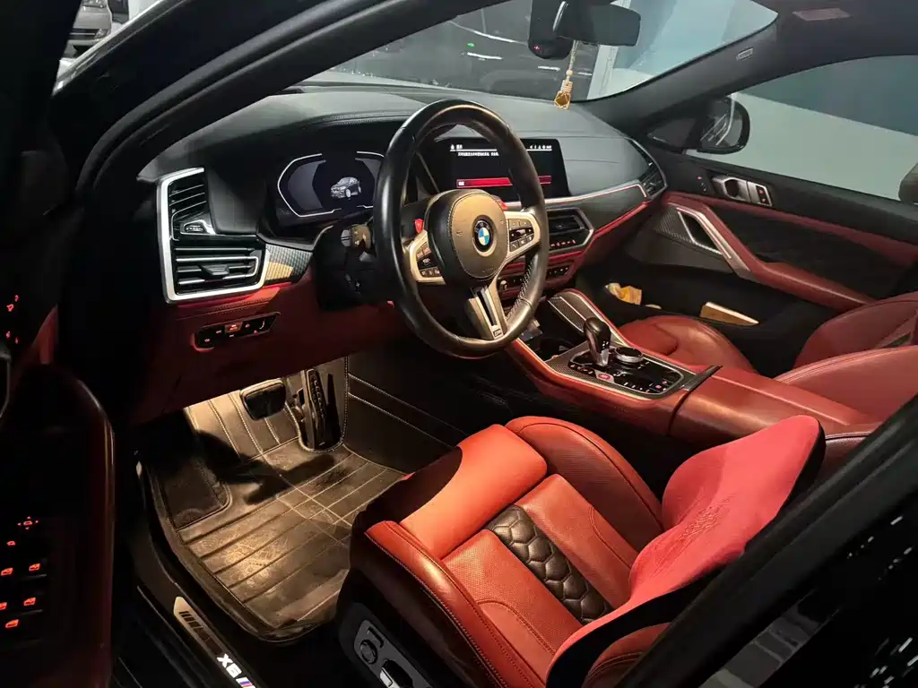 BMW X6 M 2022