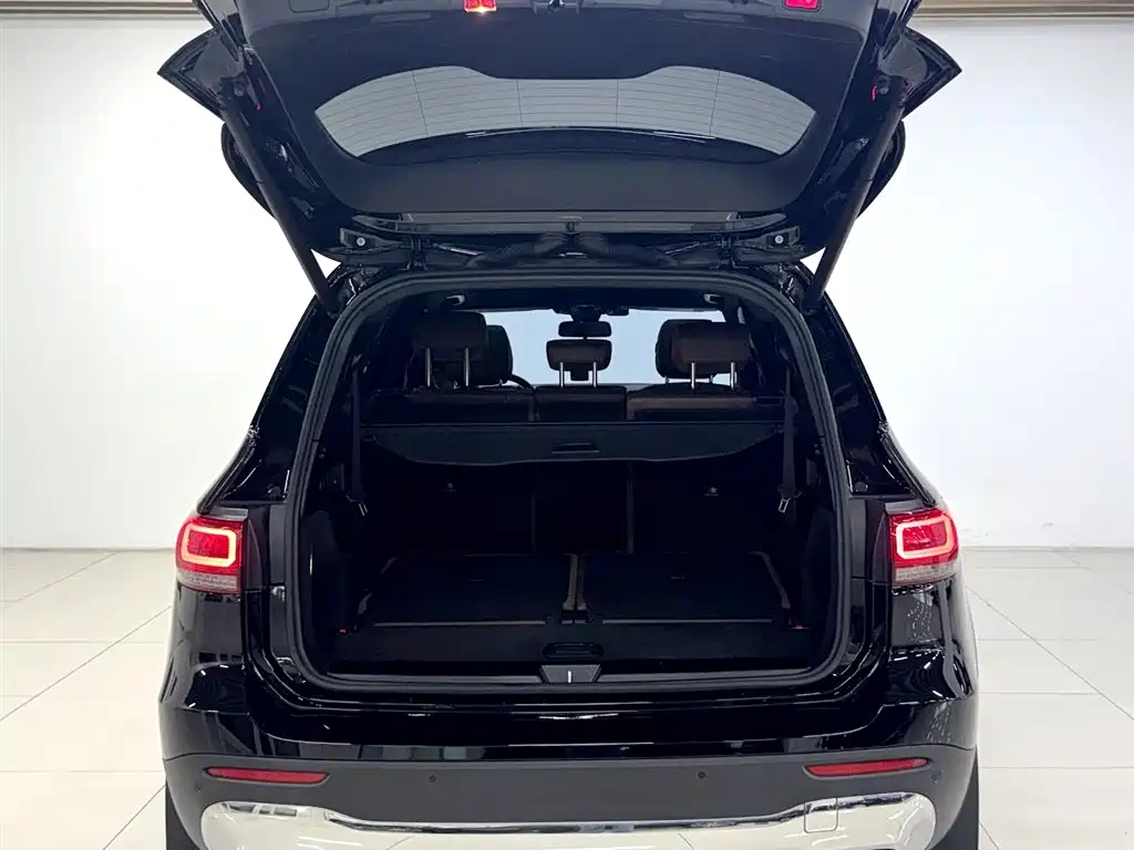 Mercedes-Benz GLB 2021