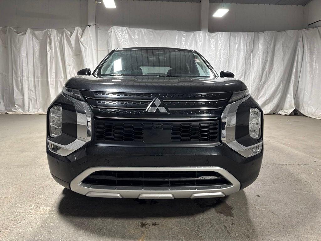 Mitsubishi Outlander 2024