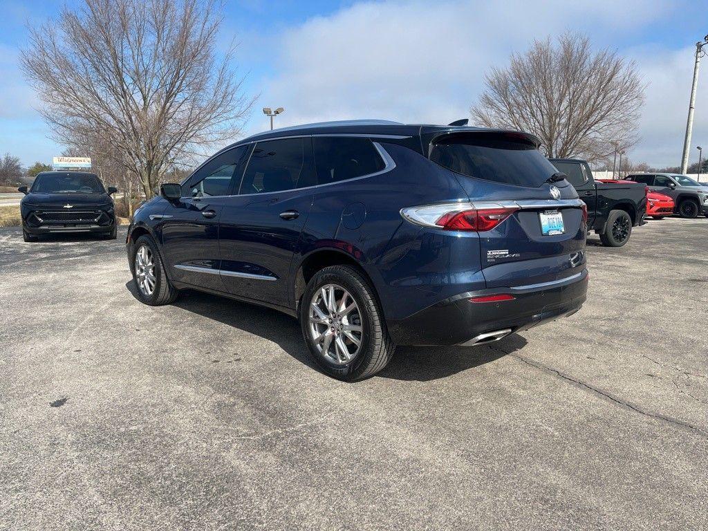 Buick Enclave 2023