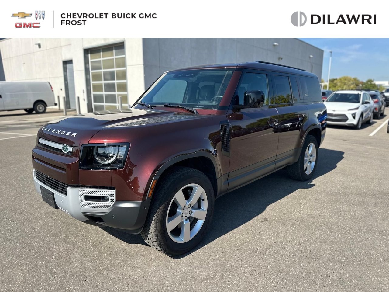 Land Rover Defender 2023