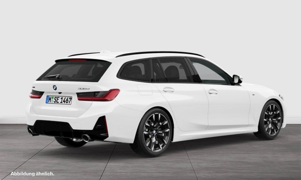 BMW 330 2026