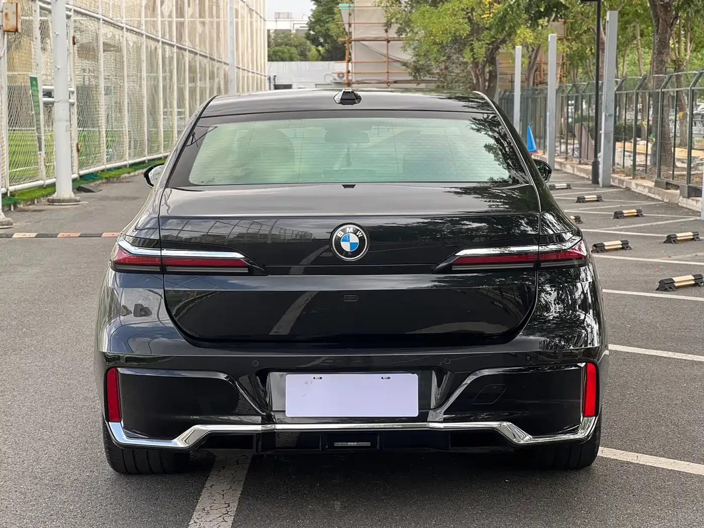 BMW 7 серии 2024