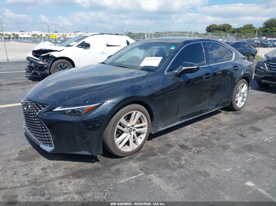 Lexus IS 300 2024