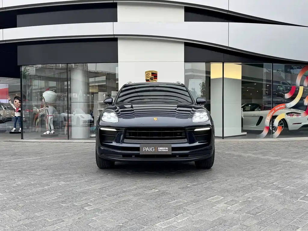 Porsche Macan 2022