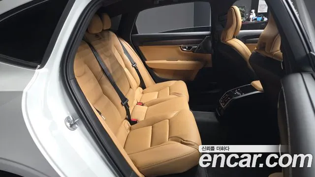 Volvo S90 2024