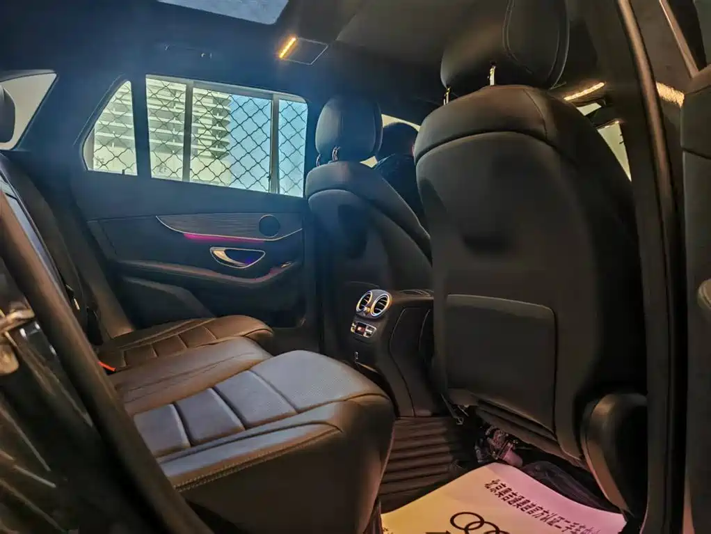 Mercedes-Benz GLC 2021