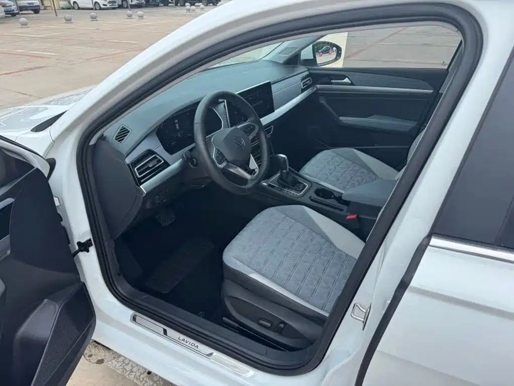 Volkswagen Lavida 2023
