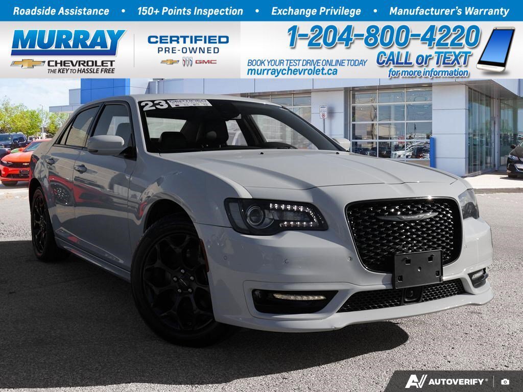Chrysler 300 2023