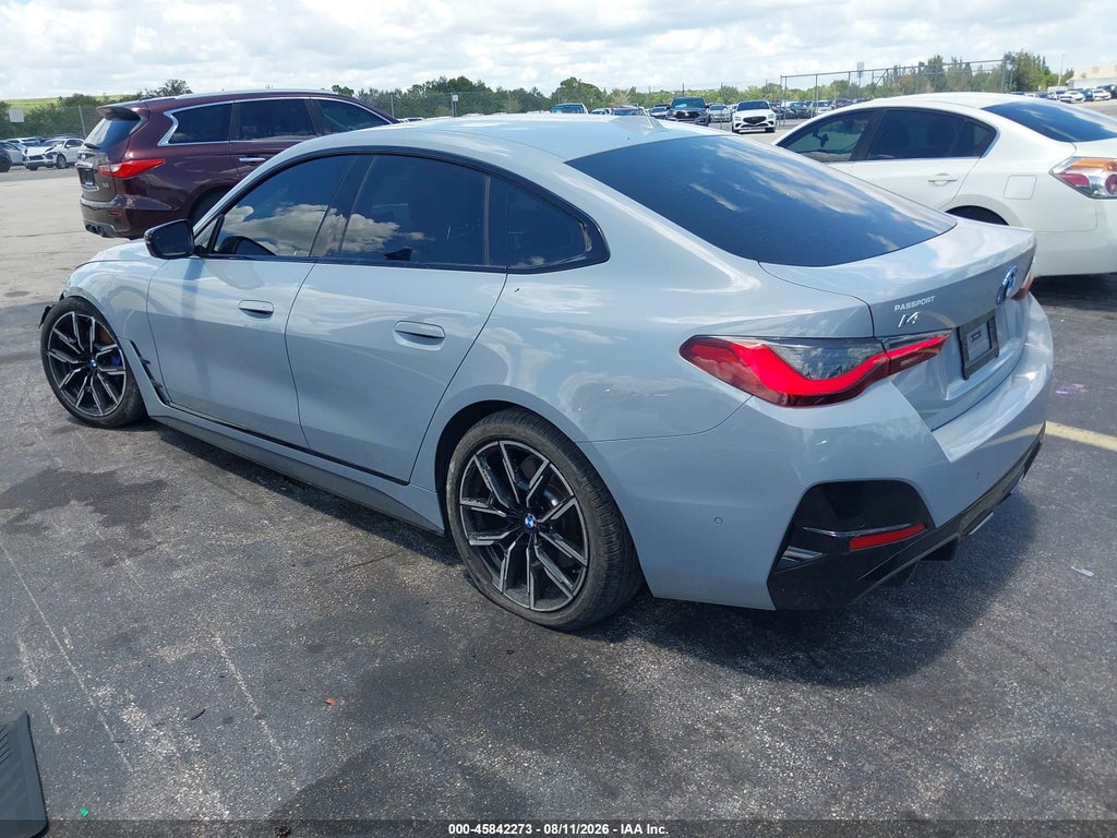 BMW i4 2025