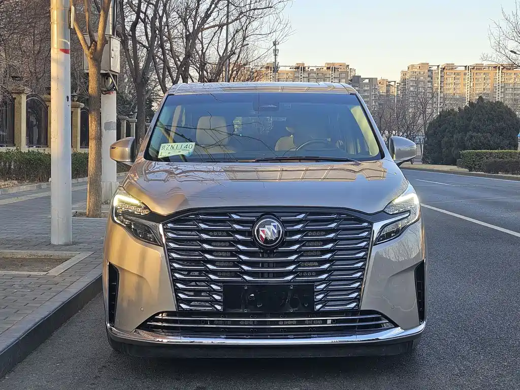 Buick GL8 2023