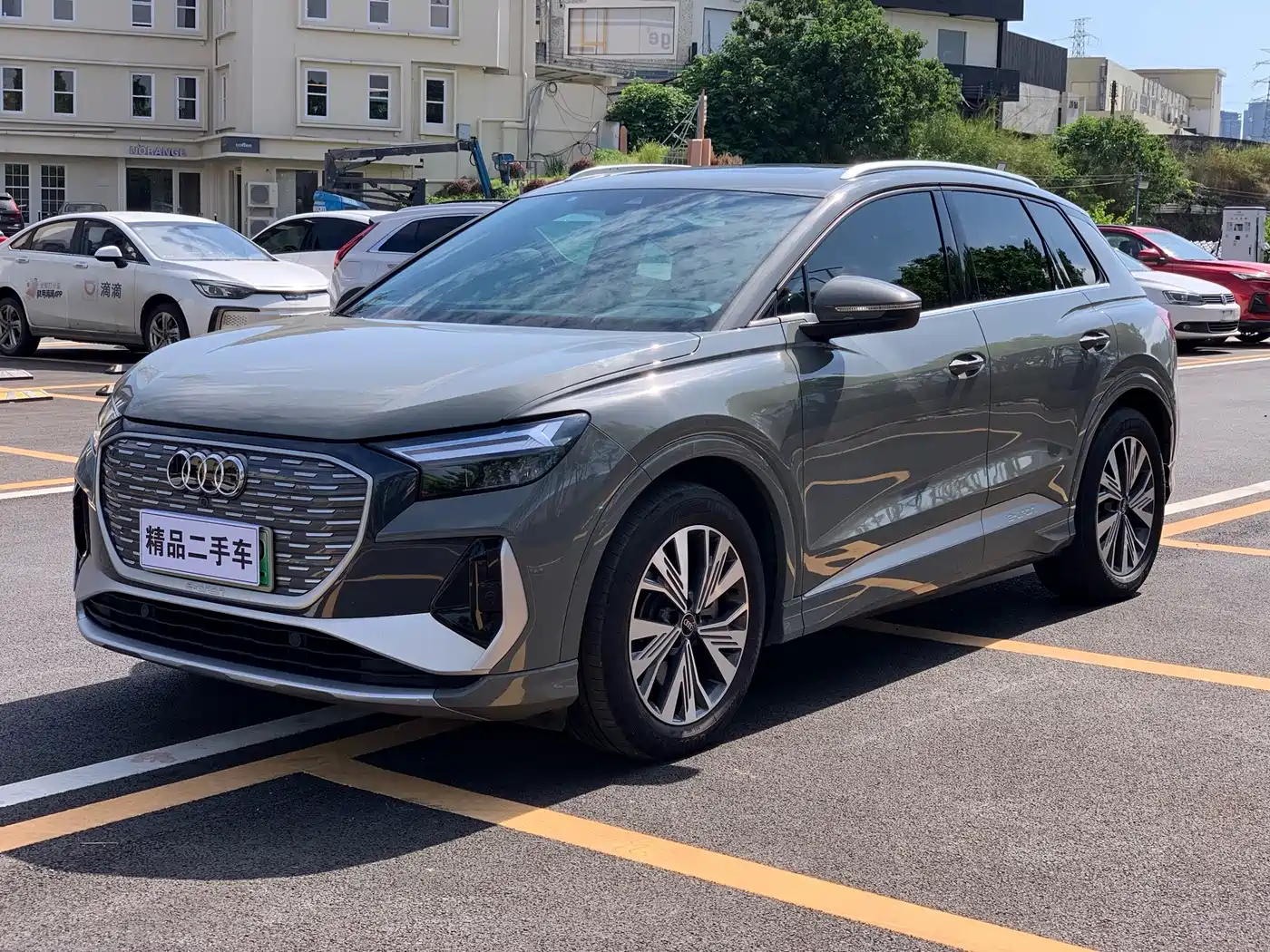 Audi Q4 e-tron 2024