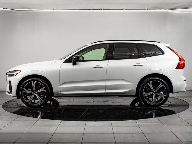 Volvo XC60 2025