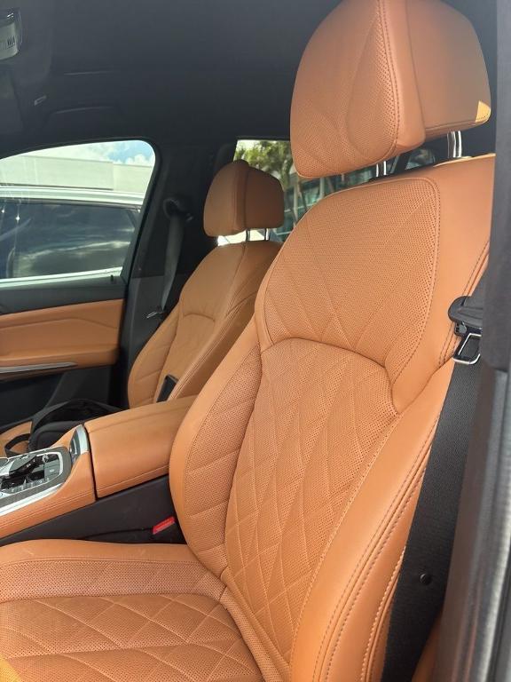BMW X7 2023
