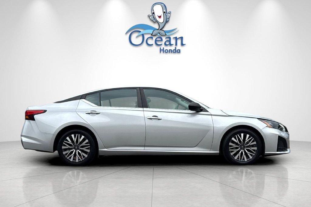 Nissan Altima 2024