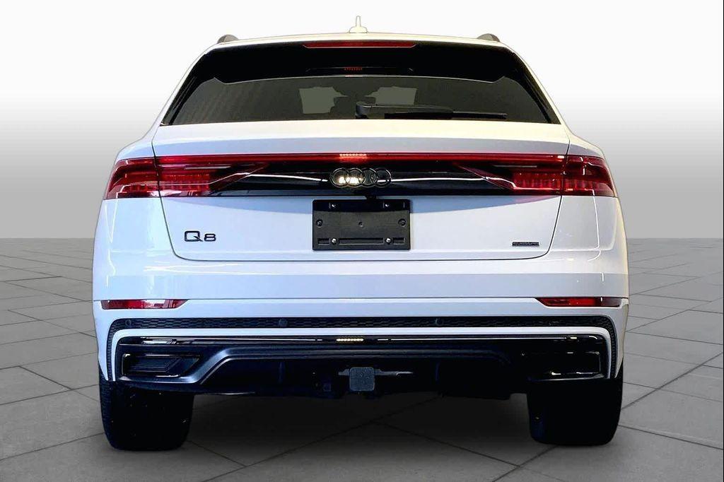 Audi Q8 2023