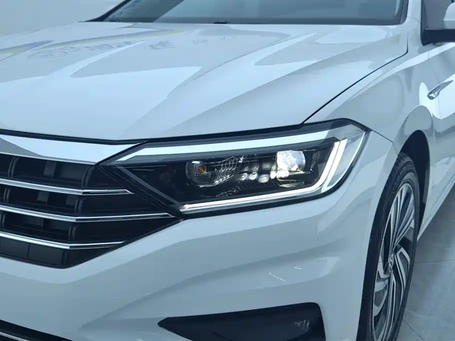 Volkswagen Jetta 2021