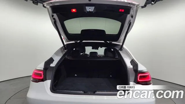 Mercedes-Benz GLC 2021