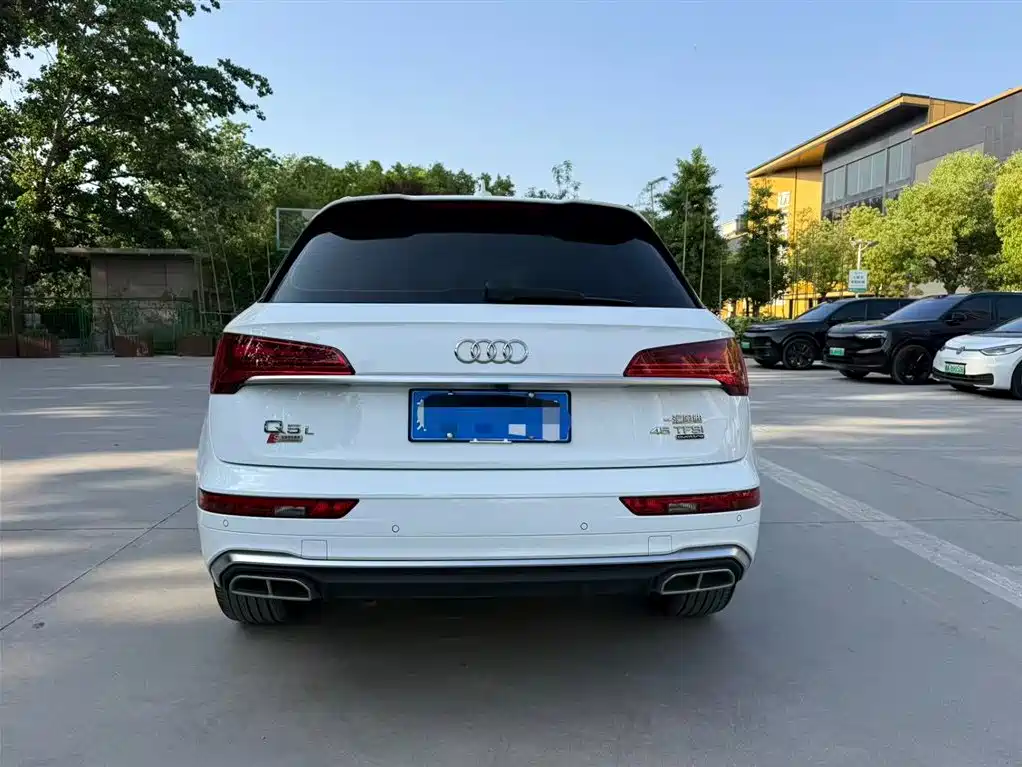 Audi Q5 2023