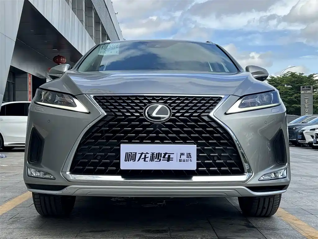 Lexus RX 2021