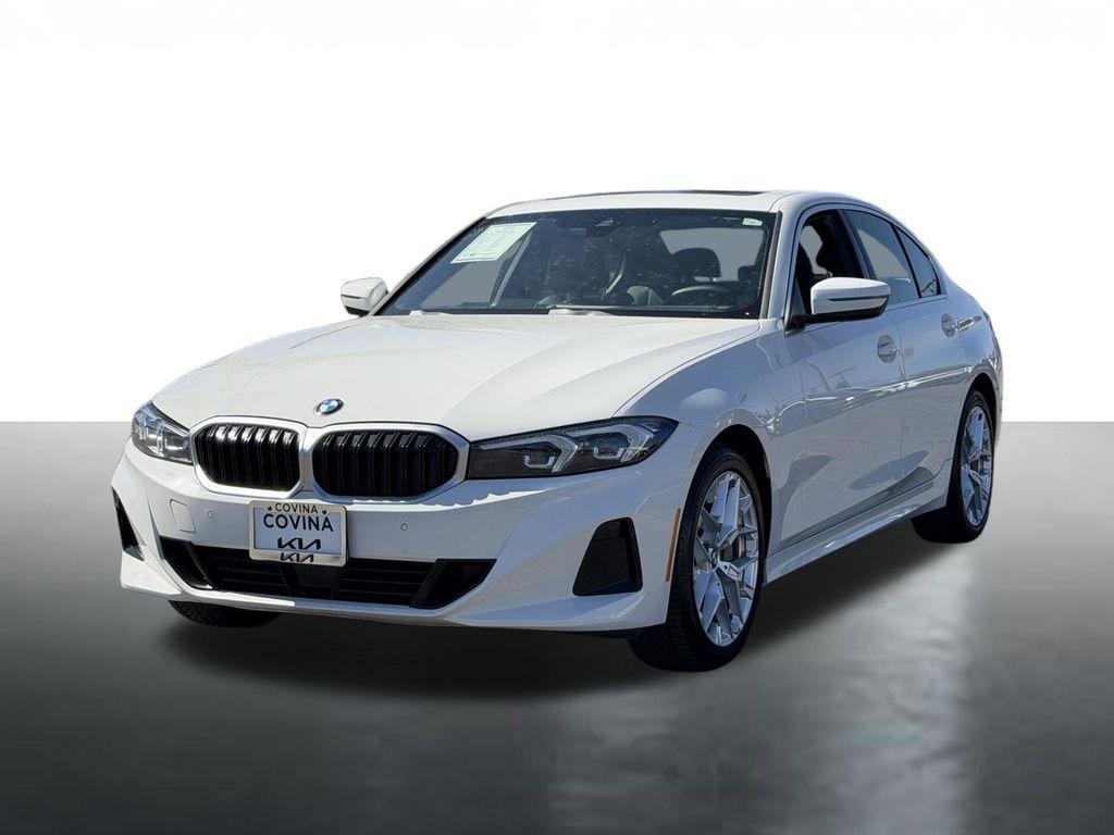BMW 330 2025