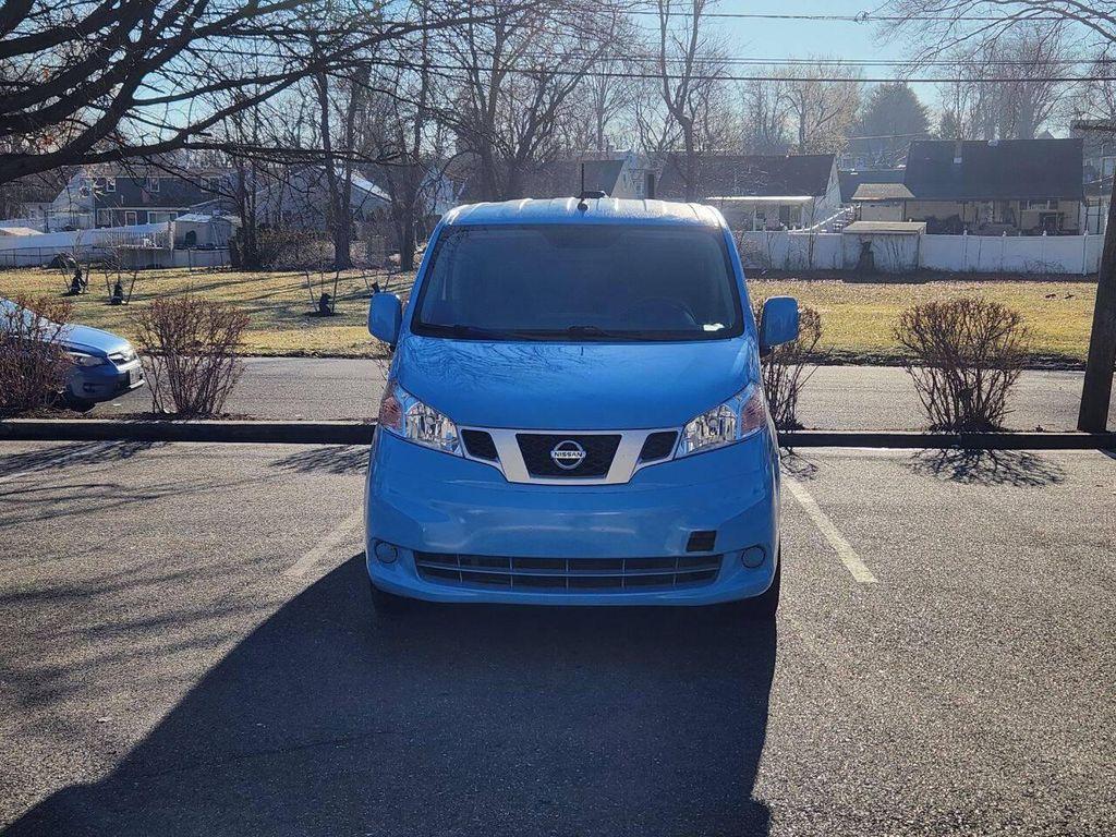 Nissan NV200 2021