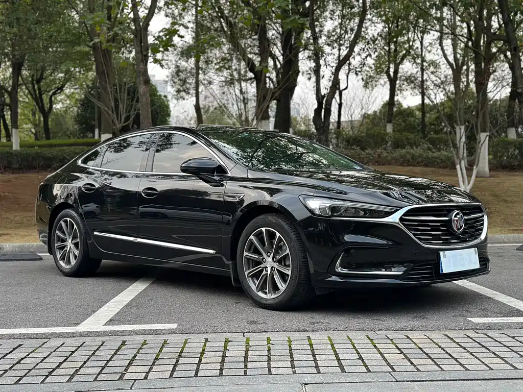 Buick LaCrosse 2022